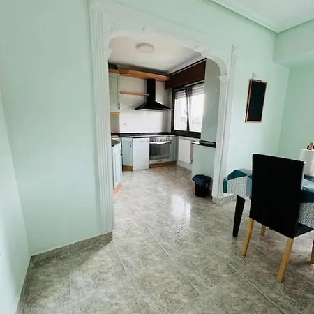 Retreat, Playa 5 Mins, Wifi Gratis Апартаменты Мускес
