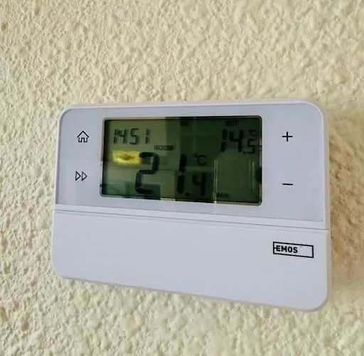 Retreat, Playa 5 Mins, Wifi Gratis Мускес