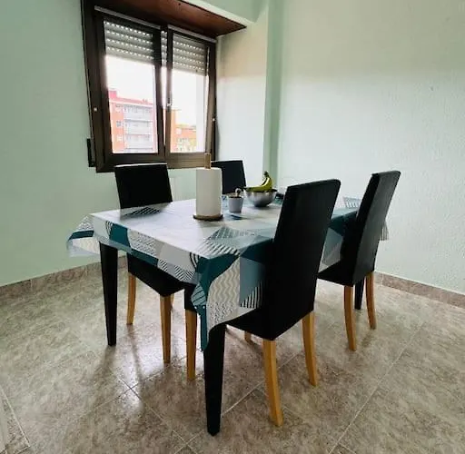 Retreat, Playa 5 Mins, Wifi Gratis Апартаменты Мускес