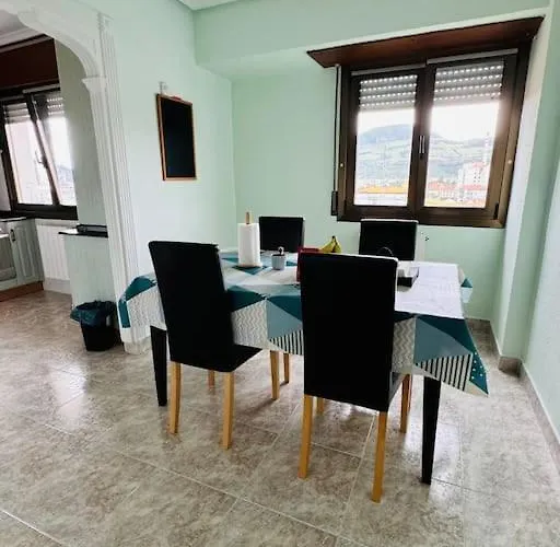 Retreat, Playa 5 Mins, Wifi Gratis *